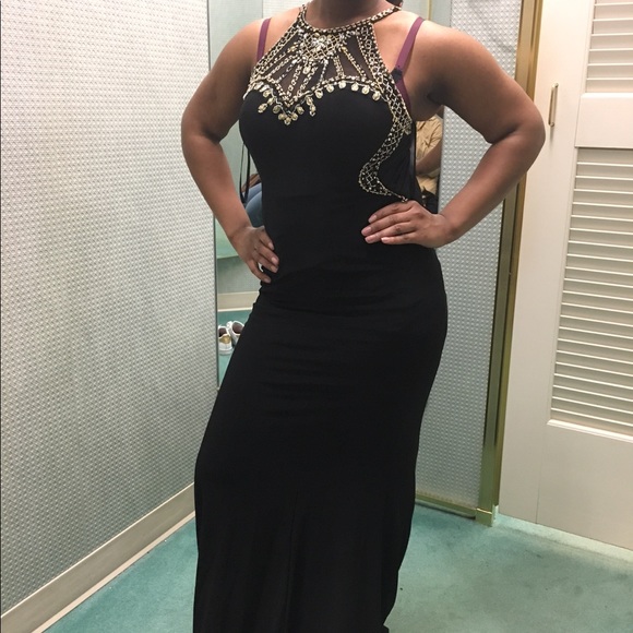 black prom style dress